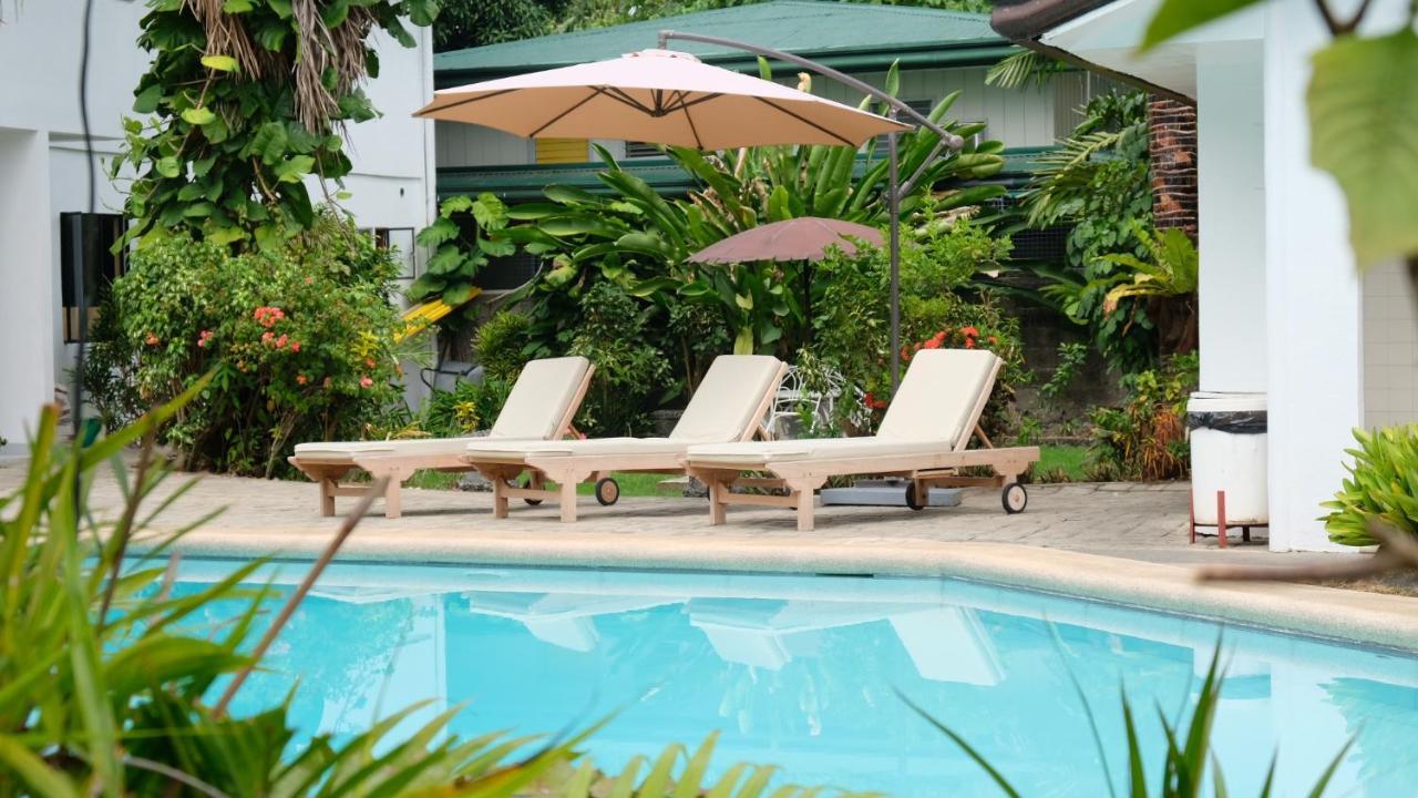Готель Red Knight Gardens Davao Екстер'єр фото